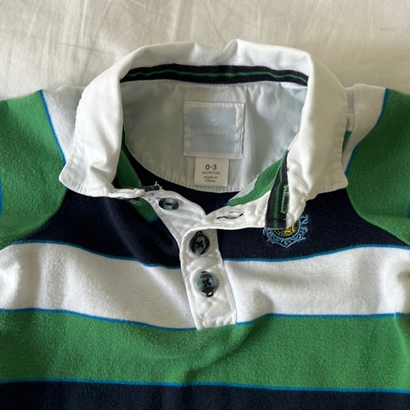 Old Navy striped short romper with collar. Size 0-3 months. - Picture 2 of 5